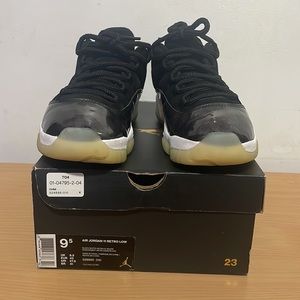 Jordan 11 Low Barons